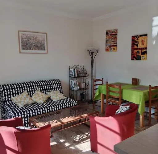 T2 Climatise Avec Jardin Privatif Et Stationnement Apartamento